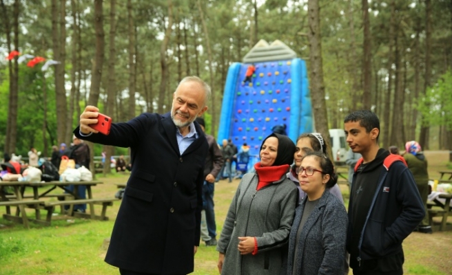 Çekmeköy’de Özel Çocuklar Piknikte Buluştu